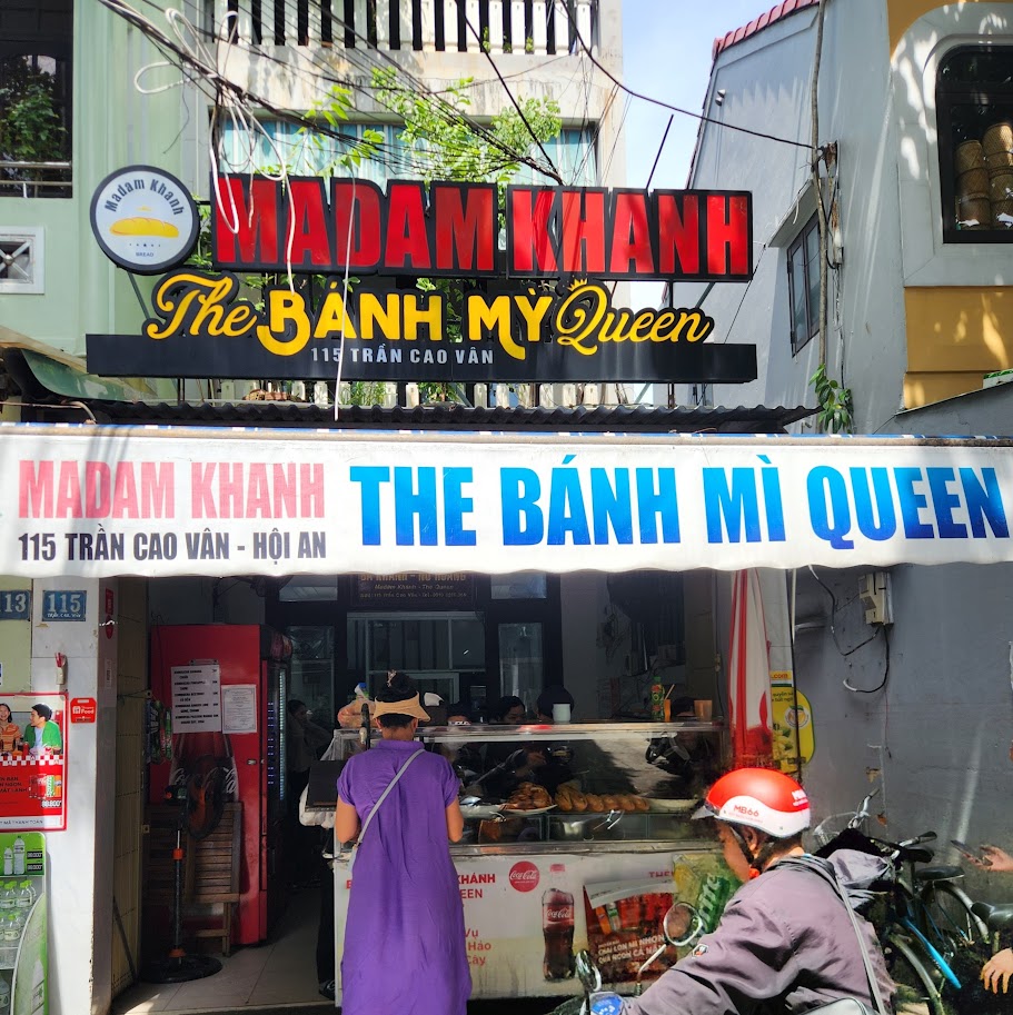 マダムカーンの店頭