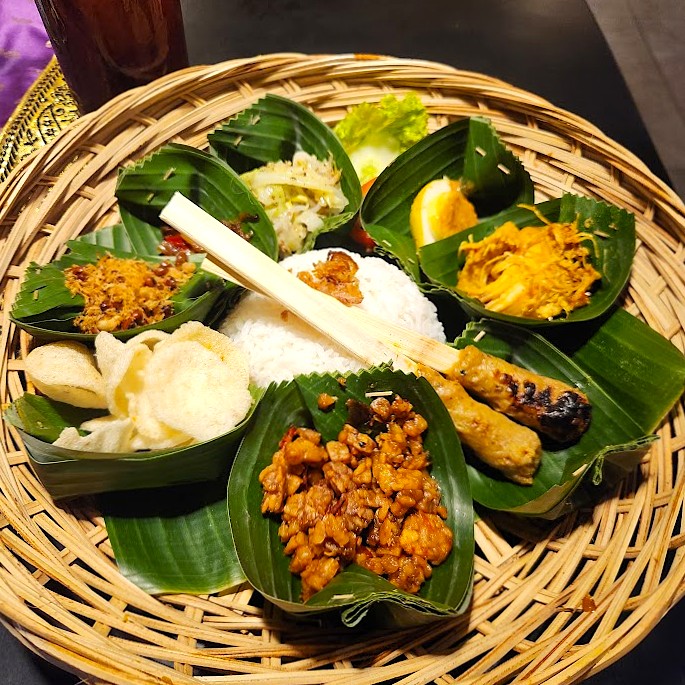 Kayunan Warung and Coffeeのナシチャンプル