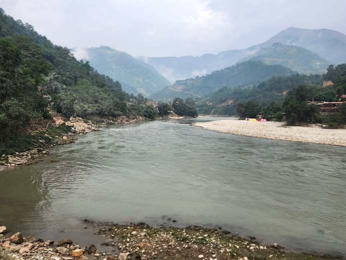 ポカラ行きのバスの道中の景色