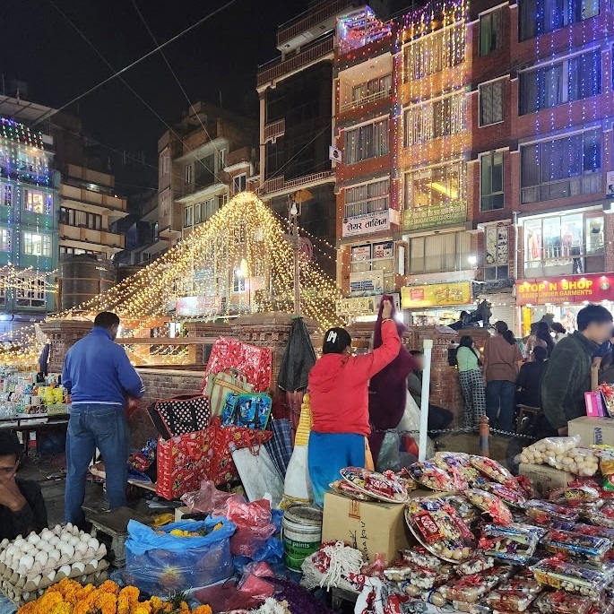 ティハールで装飾されたパタンの街